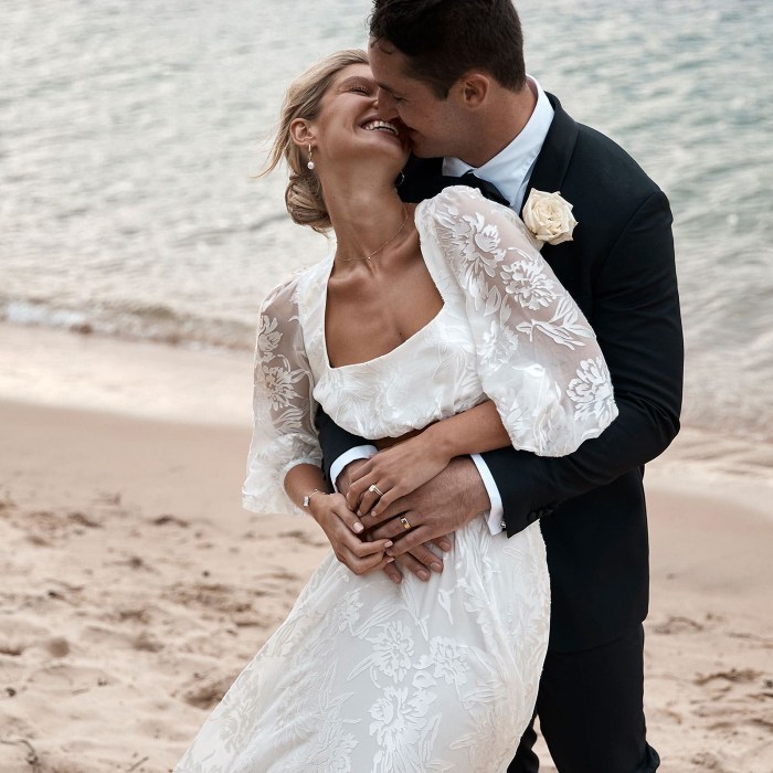 Beach wedding dress flowy