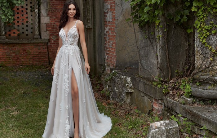 Best wedding dresses for petite brides