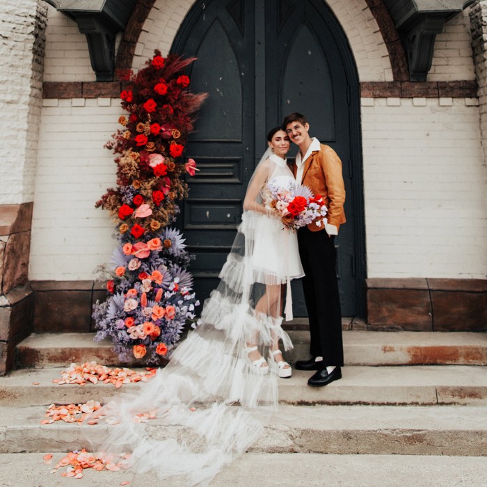 Wedding dress with short veil